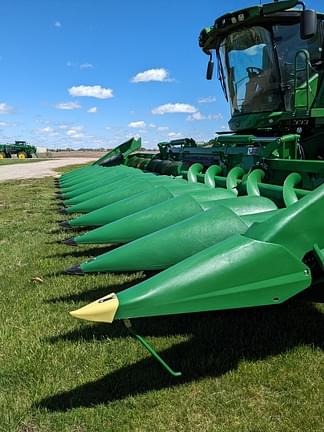 Image of John Deere C12F Primary image