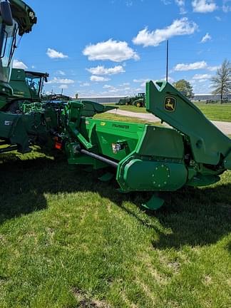 Image of John Deere C12F equipment image 2