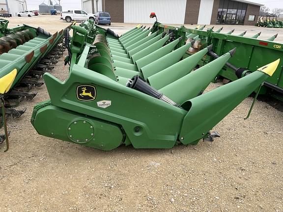 Image of John Deere C12F Primary image