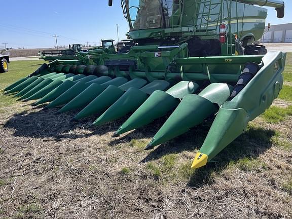 Image of John Deere C12F Primary image