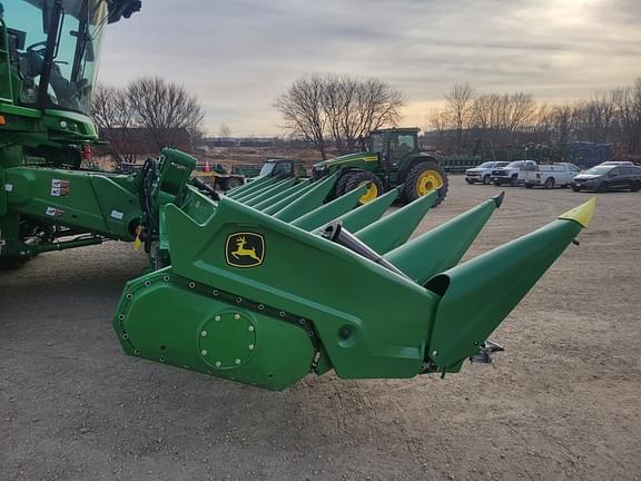 Image of John Deere C12F Primary image
