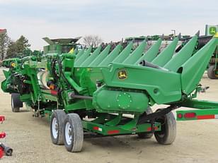 Main image John Deere C12F 1