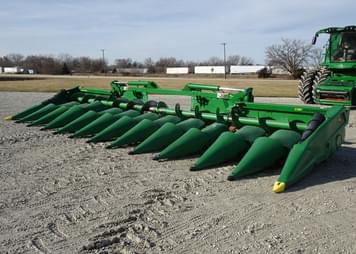 Main image John Deere C12F