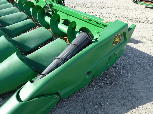 Image of John Deere C12F equipment image 1