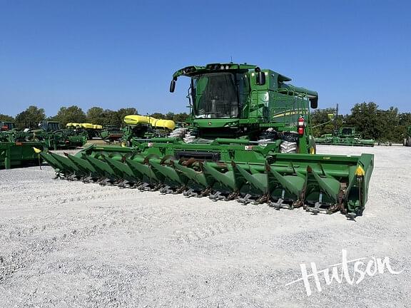 Image of John Deere C12F equipment image 3