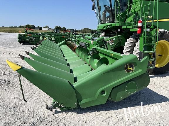 Image of John Deere C12F equipment image 1