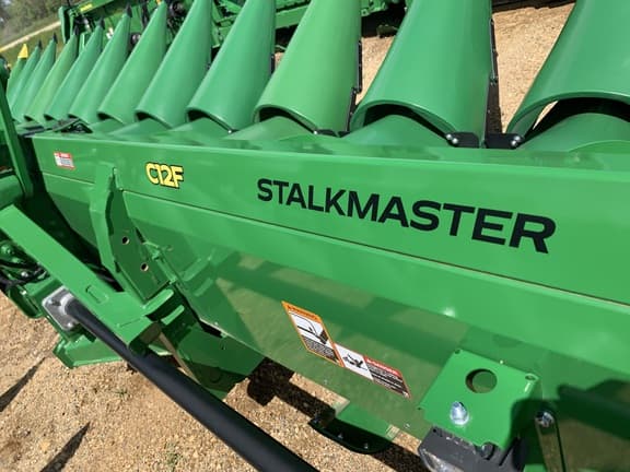 Image of John Deere C12F equipment image 1