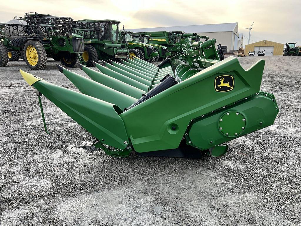 Image of John Deere C12F Primary image