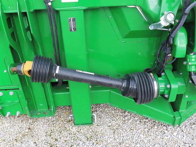 Image of John Deere C12F equipment image 2