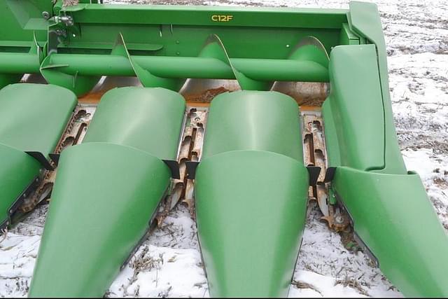 Image of John Deere C12F equipment image 3