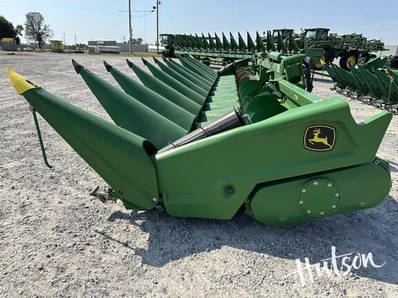 Image of John Deere C12F equipment image 3
