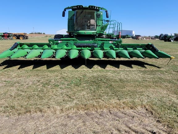 2023 John Deere C12F Equipment Image0