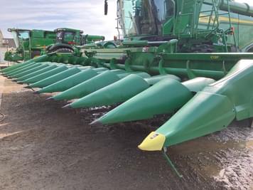 Main image John Deere C12F