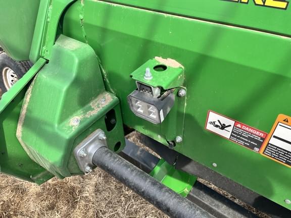 Image of John Deere C12F equipment image 4