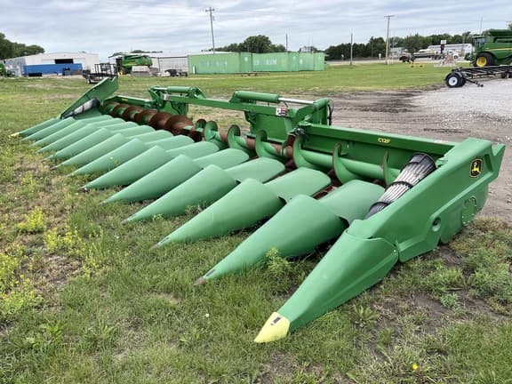 Image of John Deere C12F equipment image 1