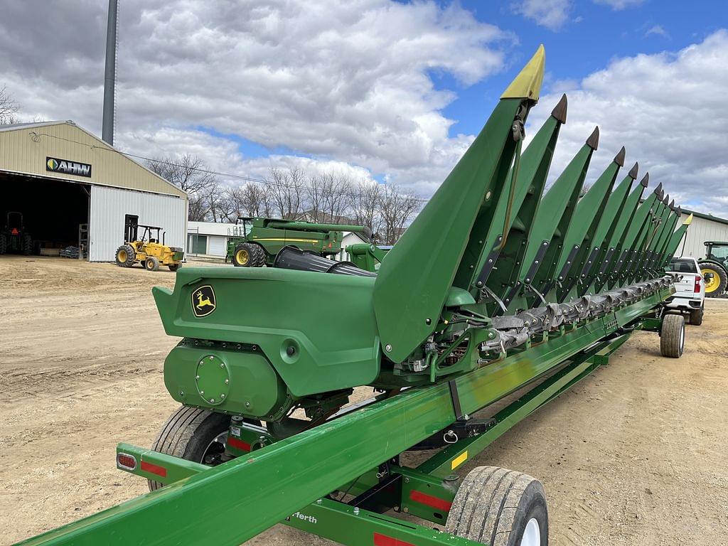 Image of John Deere C12F Primary image