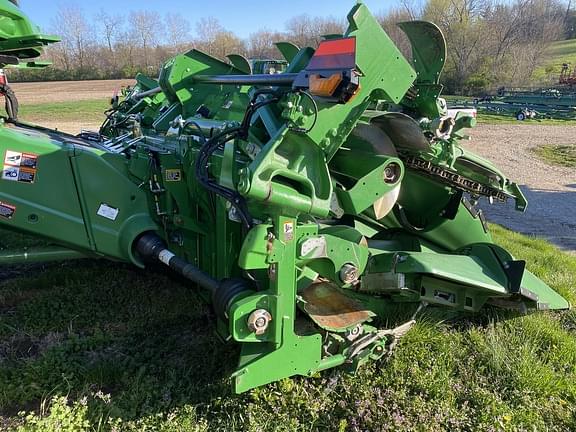 Image of John Deere C12F equipment image 1