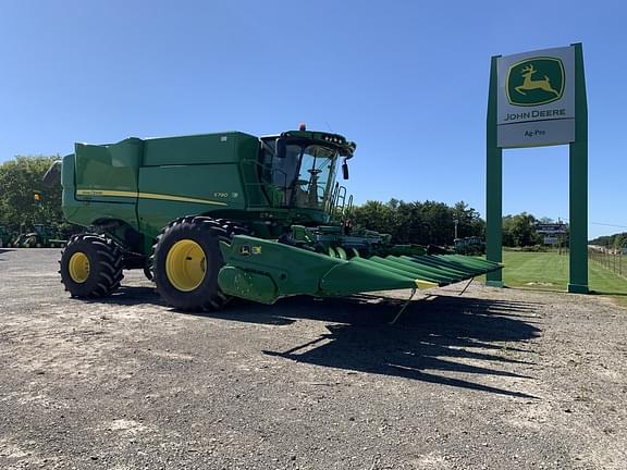 Image of John Deere C12F Primary image