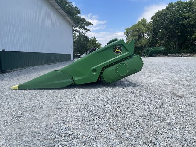 Image of John Deere C12F equipment image 1