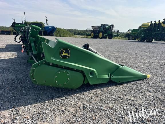 Image of John Deere C12F equipment image 1