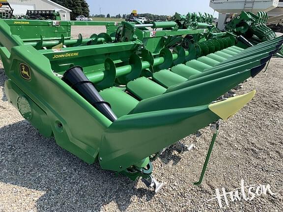 Image of John Deere C12F equipment image 2