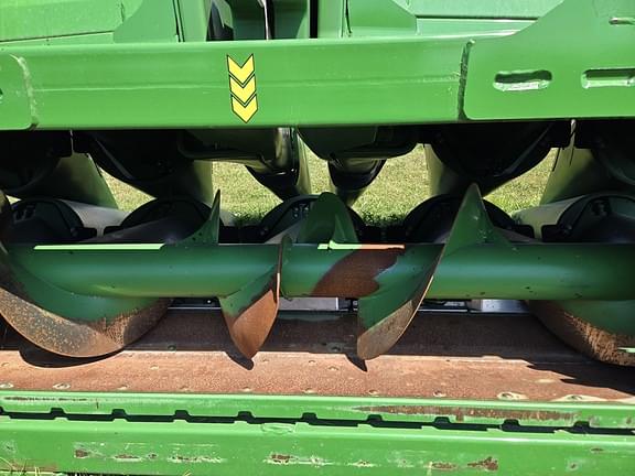 Image of John Deere C12F equipment image 1