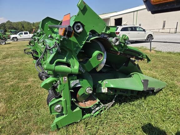 Image of John Deere C12F equipment image 3