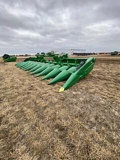 Image of John Deere C12F equipment image 2
