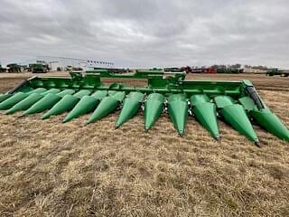 Image of John Deere C12F equipment image 1