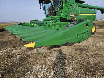 Main image John Deere C12F