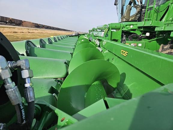 Image of John Deere C12F equipment image 1