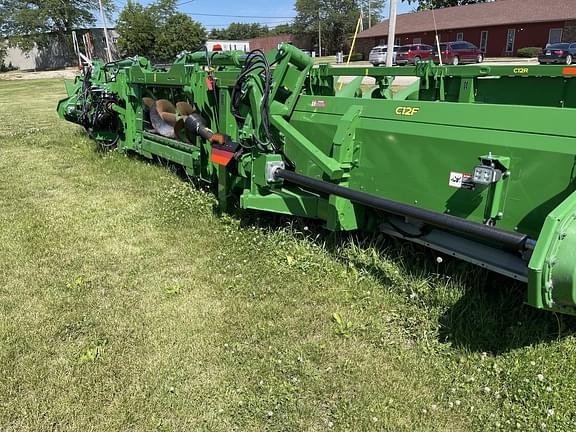 Image of John Deere C12F equipment image 4