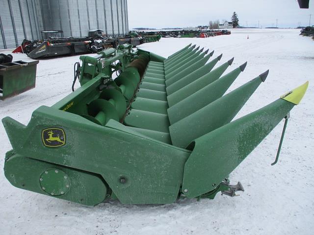 Image of John Deere C12F equipment image 3