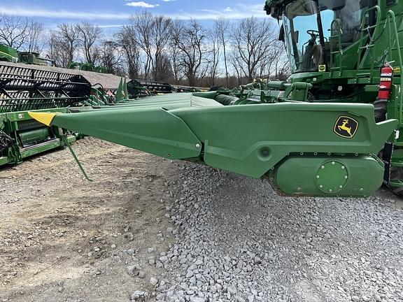 Image of John Deere C12F equipment image 1
