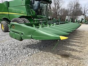 Main image John Deere C12F 10