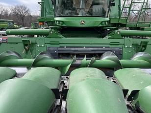 Main image John Deere C12F 8