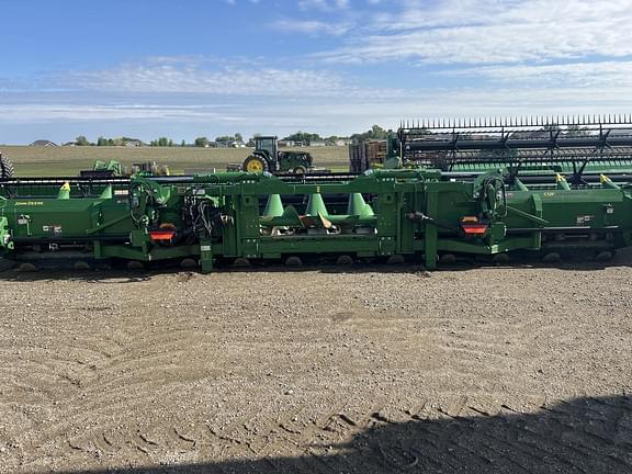 Image of John Deere C12F equipment image 1