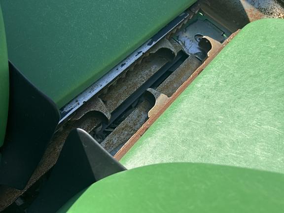 Image of John Deere C12F equipment image 3