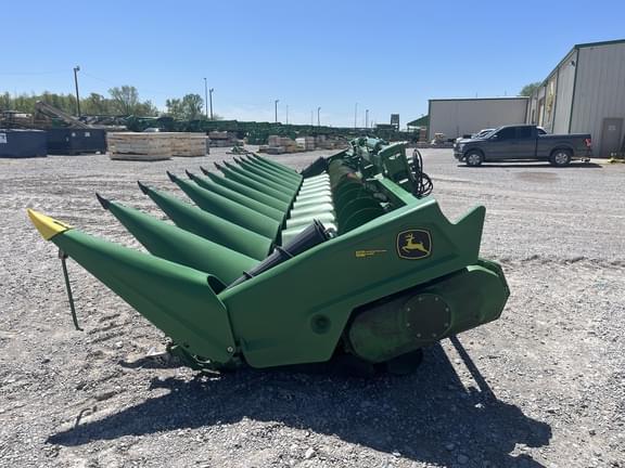 Image of John Deere C12F equipment image 1