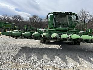 Main image John Deere C12F 6