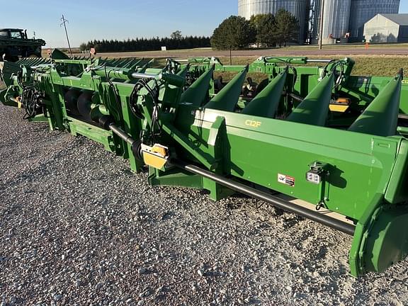 Image of John Deere C12F equipment image 4