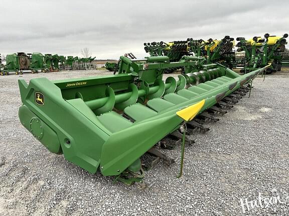 Image of John Deere C12F equipment image 1