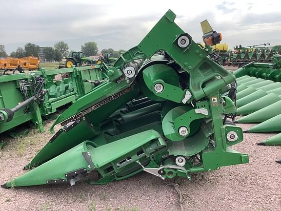 Image of John Deere C12F equipment image 1