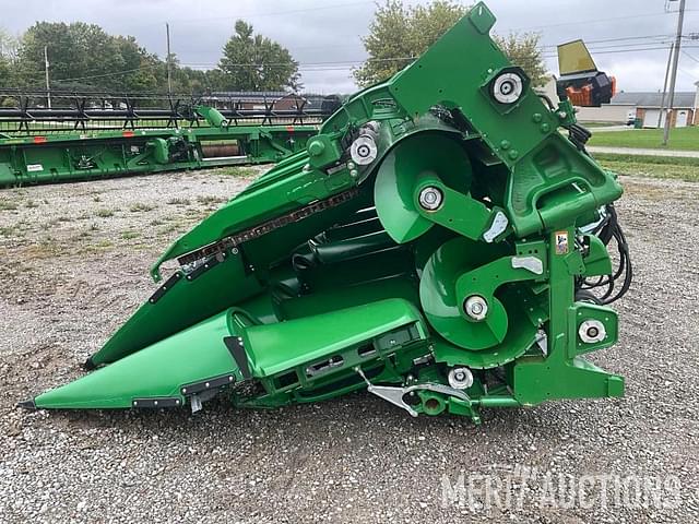 Image of John Deere C12F equipment image 1