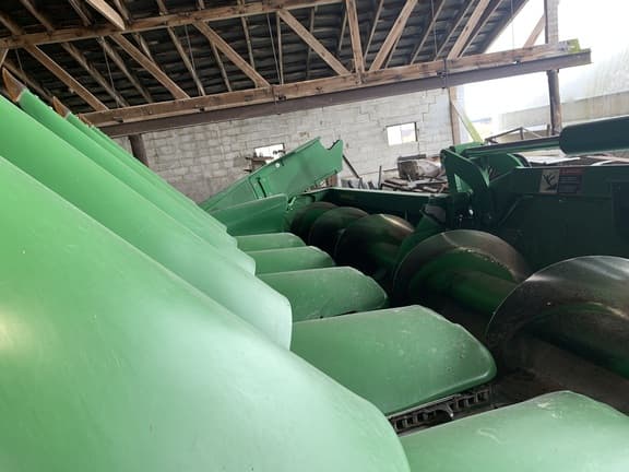 Image of John Deere C12F equipment image 2