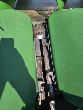 Image of John Deere C12F equipment image 2