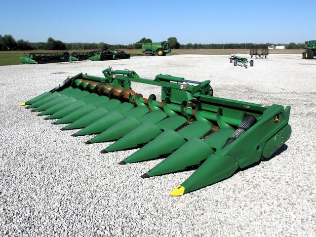 Image of John Deere C12F equipment image 2