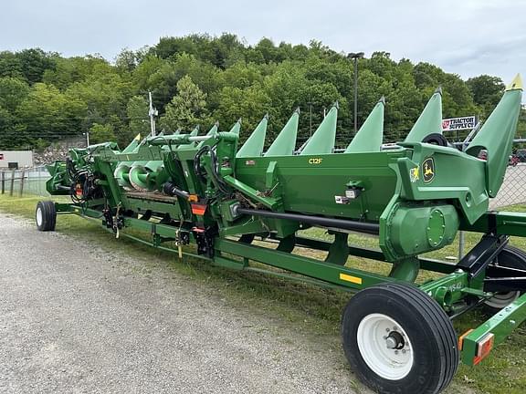 Image of John Deere C12F equipment image 2