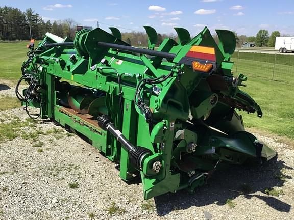 Image of John Deere C12F Primary image