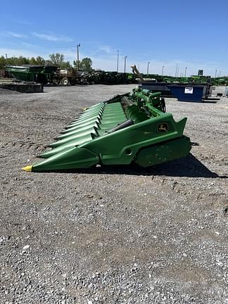 Image of John Deere C12F equipment image 1